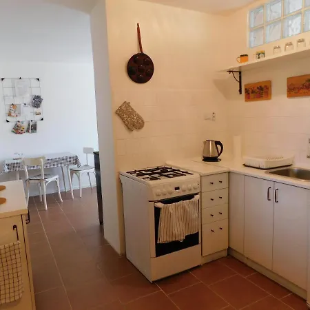 Apartment Apartman Laddia *